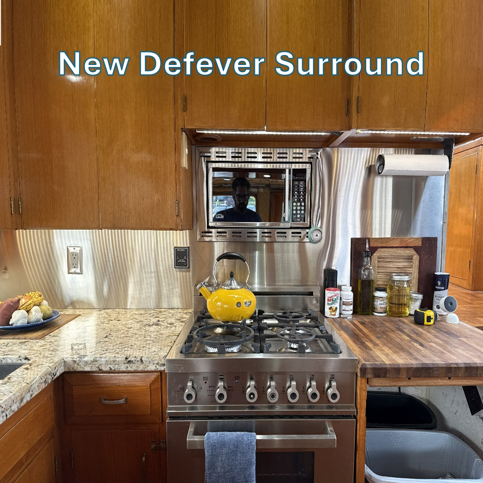 G Defever new Surround